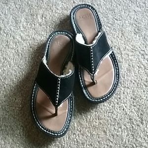 UGG Leather & Sheepskin toe sandals